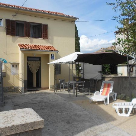 Holiday Home Mery By El-Pi Tours Malinska Εξωτερικό φωτογραφία